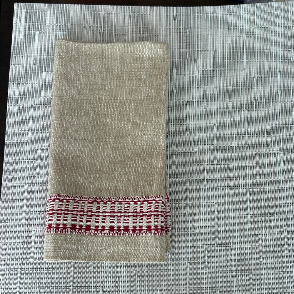 Williams Sonoma Linen with Red Detailing